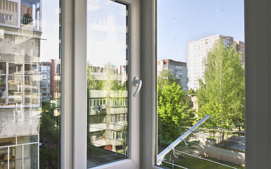 vitrine magasin Suresnes